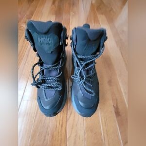 Hoka One One Anacapa Mid Gore-Tex (NWOT)